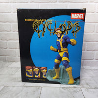 
              Cyclops Modern Era Statue X-Men Series - Jeff Feligno Diamond Select #82/3000
            
