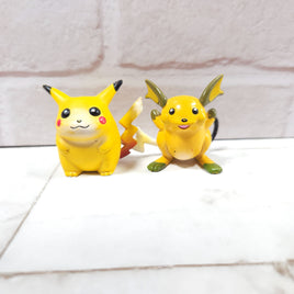Pikachu + Raichu Pokemon Tomy Figure Bundle - 1999 CGTSJ