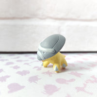 
              Shieldon Pokemon Scale Figure Tomy
            