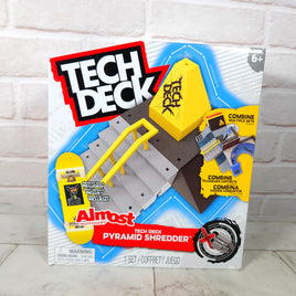 Tech Deck Pyramid Shredder X Connect + Signature Board