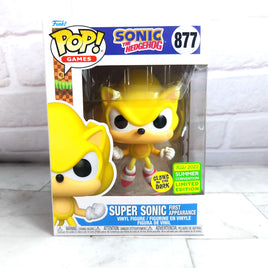 Super Sonic 877 Funko Pop Glow In Dark Summer Con 2022 Limited Edition