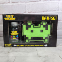 
              Space Invaders Bath Set - Sponge and Shower Gel - Taito 2012 - New
            