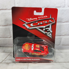 Disney Pixar Cars 3 Lightning McQueen Diecast - New In Box