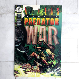 Alien Vs Predator War 2 Of 4 Comic - Dark Horse Comics 1995