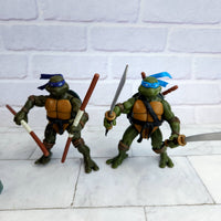 
              TNMT Teenage Mutant Ninja Turtles Battle Shell Van  Bundle + Figures + Weapons
            