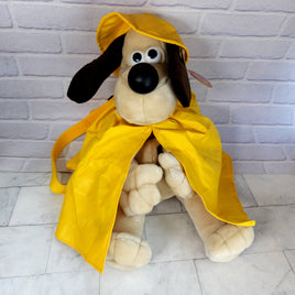 Wallace and Gromit Yellow Raincoat Plush Backpack With Tags Vintage 1989