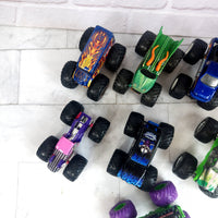 
              Hot Wheels Monster Jam  Monster Trucks Bundle
            