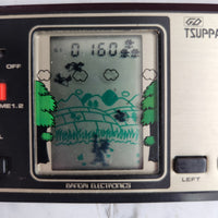 
              Bandai Naughty Crow Handheld LCD Game & Watch Tsuppari Karasu 1981
            