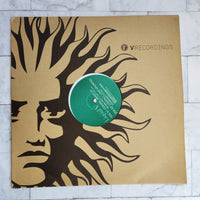 
              Liquid V Sessions Commix – Hung Up / Logistics – Love Unlimited Vinyl Drum Bass
            