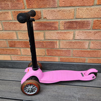 
              Mini Micro 2 Go Scooter 2 Go Pink With Storage Box In Box Great Condition
            