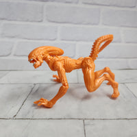 
              Alien Xenomorph With Face Hugger + Egg Bundle Lanard 2019 Limited Edition Orange
            