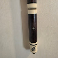
              Riley Snooker Cue Gold Aluminium Case With Green Tiger Cue Vintage 1980s
            