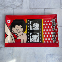 
              Betty Boop Bundle Alarm Clock, Ceramic Dish + Note Book King Features Syndicate
            