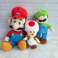 
              Super Mario Plush Bundle Luigi Toad Nintendo 2010
            