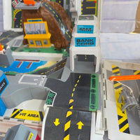 
              Micro Machines Super Van City Play Set With Micro Car Figures Box Instructions.
            