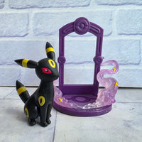 
              Pokémon Umbreon Figure With Stand Eevee Adventure Series 1 Toys R Us
            