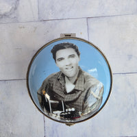 
              Elvis Presley Teapot Moka With Regency Fine Arts Trinket Box Bundle Vintage 1991
            