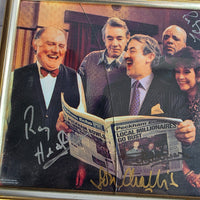 
              Only Fools And Horses Signed Photo 5x Signatures John Challis Pat Murray Boycie
            