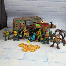 Teenage Mutant Ninja Turtles Shellraiser Bundle Truck Van Figures Pizza Thrower
