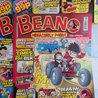 
              20x Vintage Beanos 2000s Bundle Joblot Classic British Kids Comics Great Condition
            
