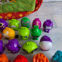 
              Gogos Crazy Bones Bundle Backpack + Big Head Star Monsters Collectable Character
            