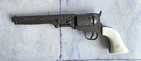 
              Crescent Colt Navy Model 1851 Cap Gun Famous Guns Series In Box Vintage 1960s
            