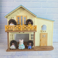 
              Sylvanian Families Hillcrest Home Gift Set + Figures + Accessories In Box
            