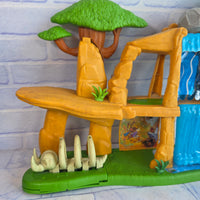 
              The Lion King Lion Defend the Pride Lands Playset & Figures Bundle
            