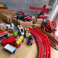 
              Huge Wooden Train Set Bundle 40+ Trains 100+ Track Accessories Special Parts (Copy)
            