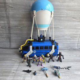 Fortnite Battle Bus Bundle + Figures + Accessories