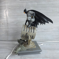 
              Batman Figurine Light Bat Signal Gotham City Paladone USB
            